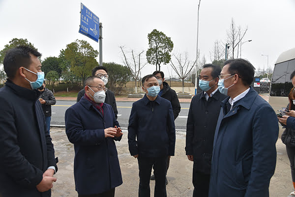 沈裕谋书记一行到顶立星沙基地督导及调研.jpg